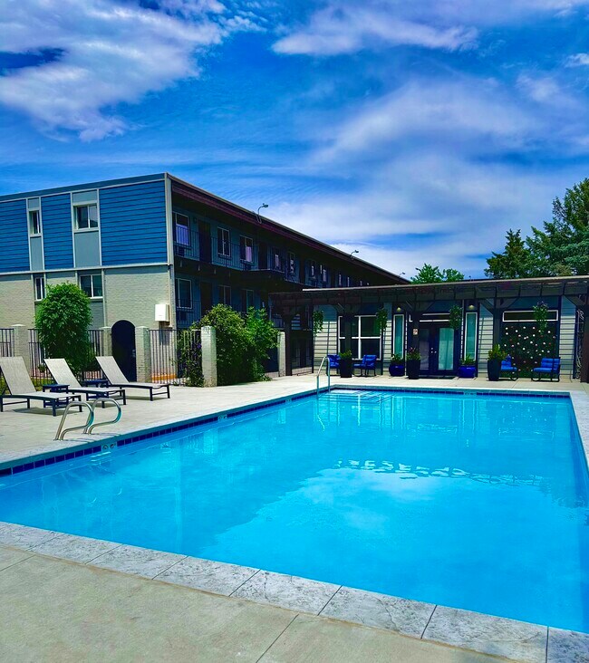 Park at Fitzsimons Apartments in Aurora, CO