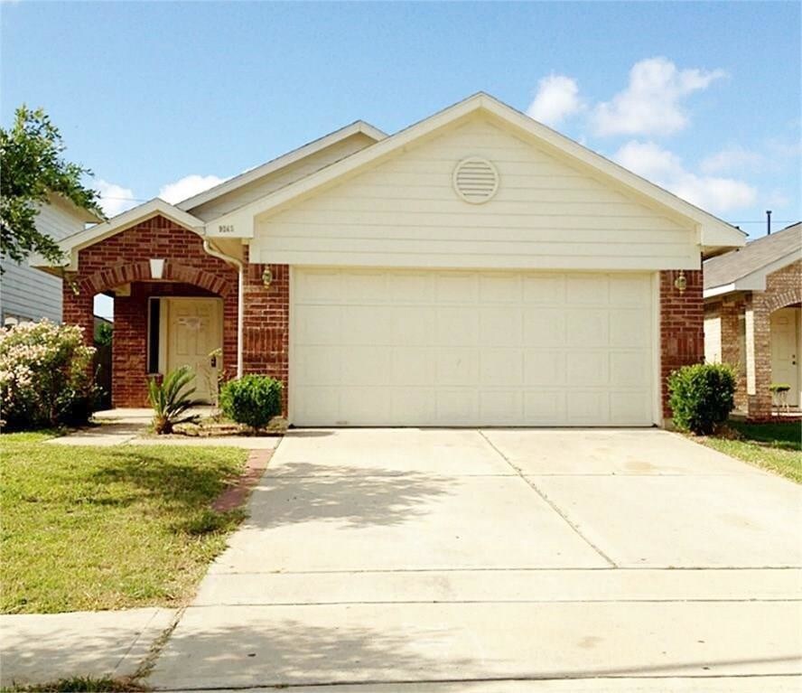 9242 Logans Run Ln, Houston, TX 77075 House Rental in Houston, TX