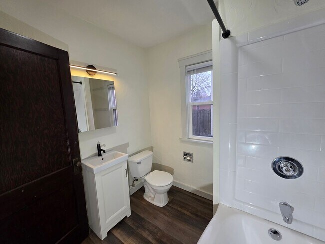 Foto del edificio - 1415 S 19th St