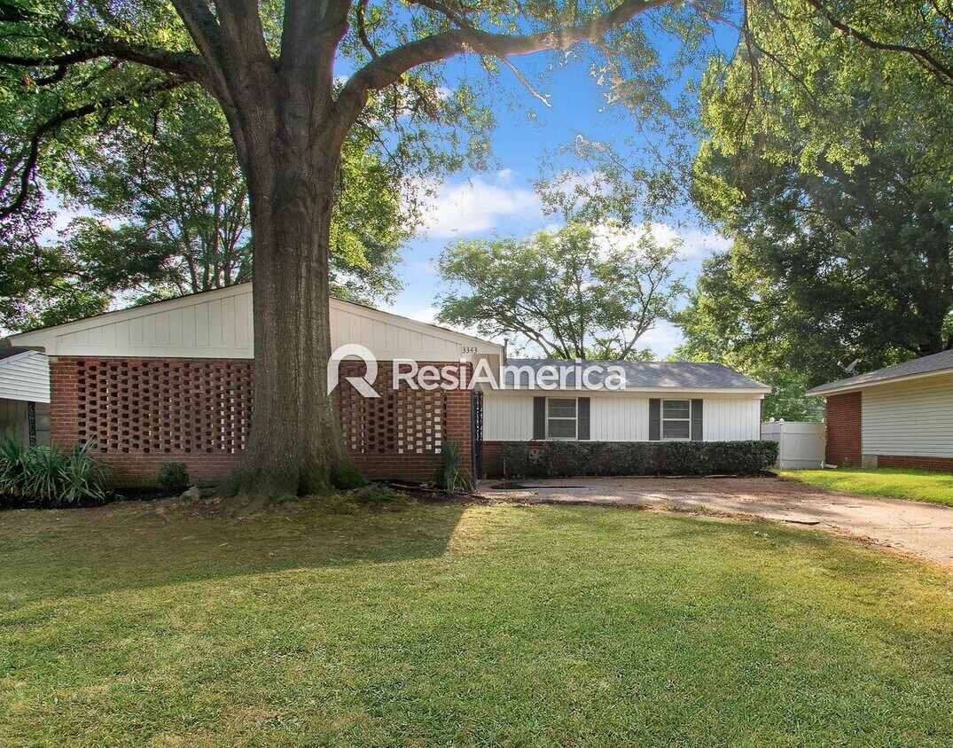 Primary Photo - Fully Renovated 3/2 in 38128