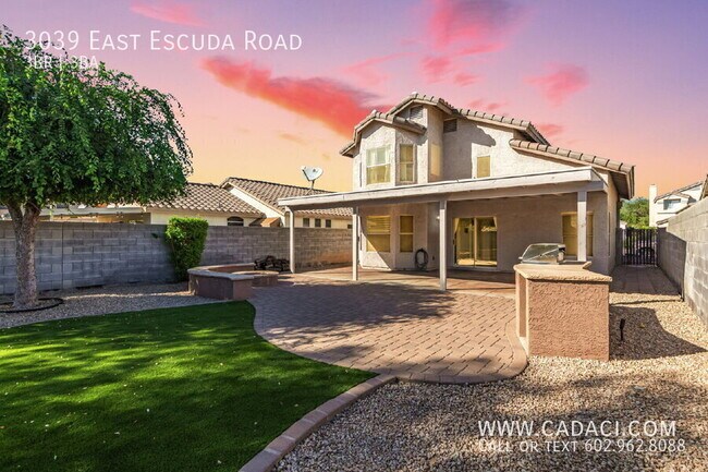 Building Photo - 3039 E Escuda Rd