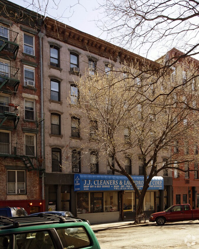 Primary Photo - 341 E 5th St