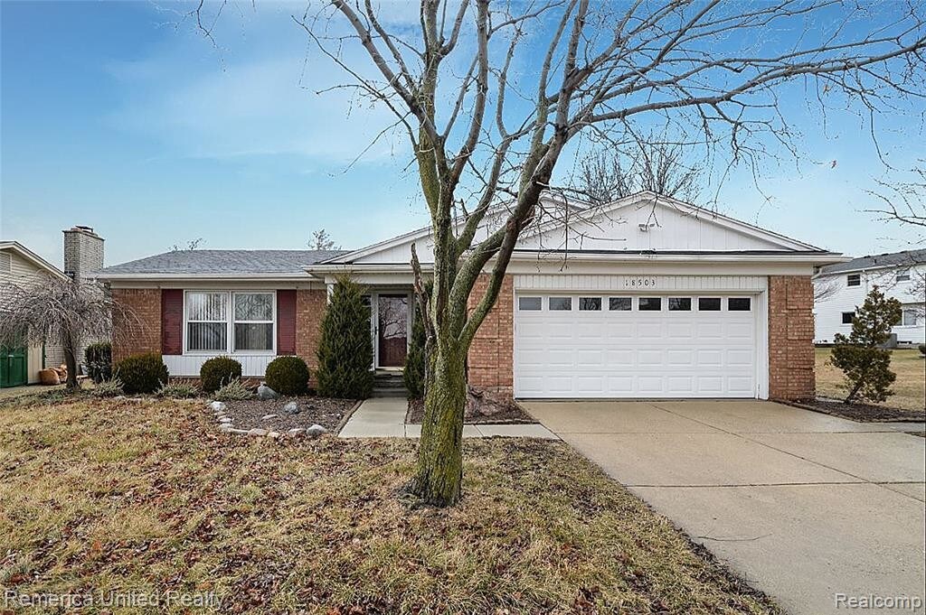 Primary Photo - 18503 Valleyview St