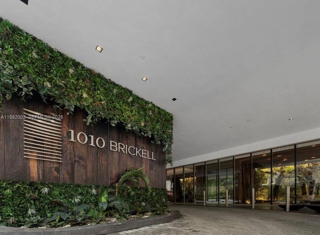 Building Photo - 1010 Brickell Ave