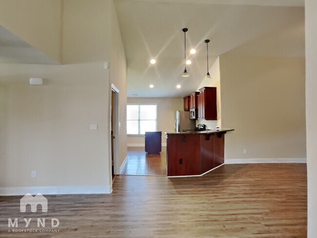 Building Photo - 601 Summer Cove Cir NW