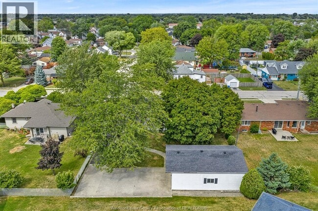 Building Photo - 12401 Renaud St