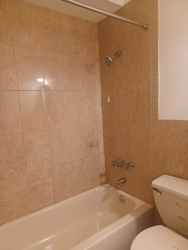 Foto del edificio - 156-0-156-79 79th St