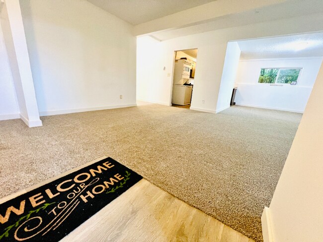 Foto del edificio - 1005 Bloyd St