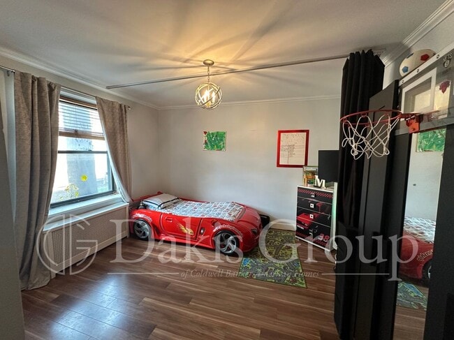 Foto del edificio - 19-37 79th Street
