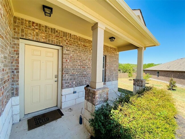 Building Photo - 2105 Dickinson Ter