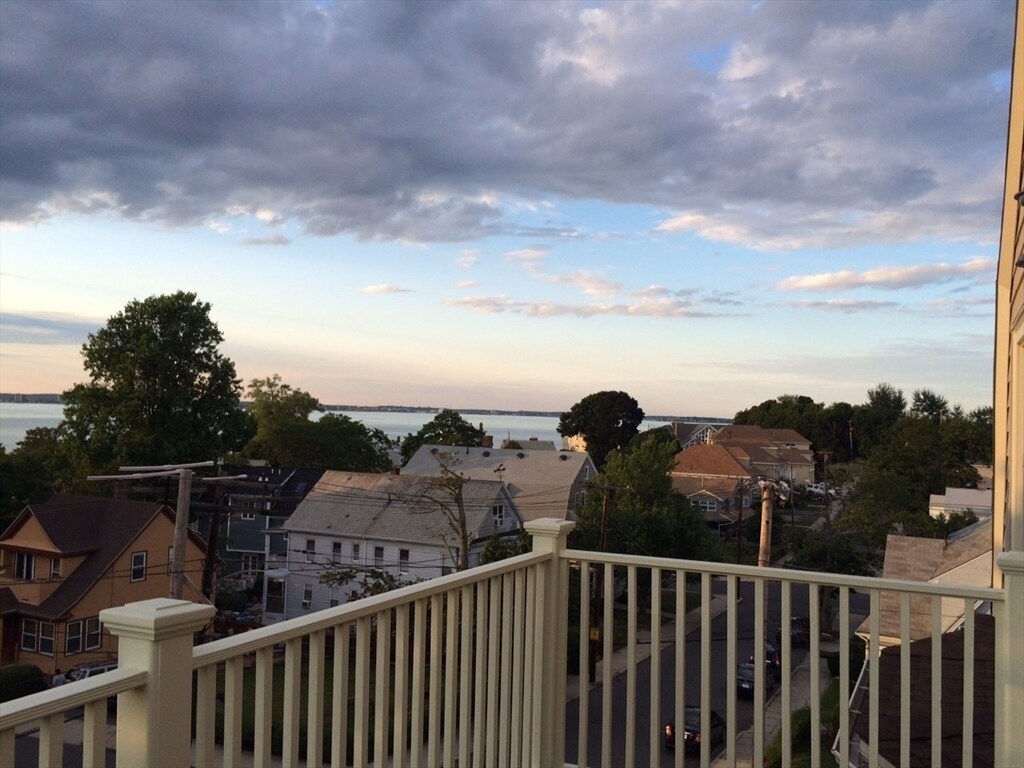 Foto principal - 135 Highland Ave