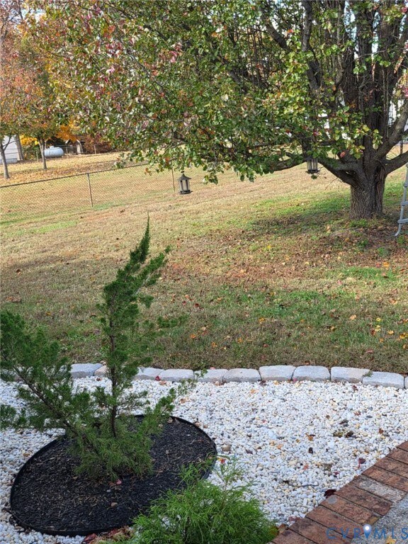 Foto del edificio - 1557 Boisseau Dr