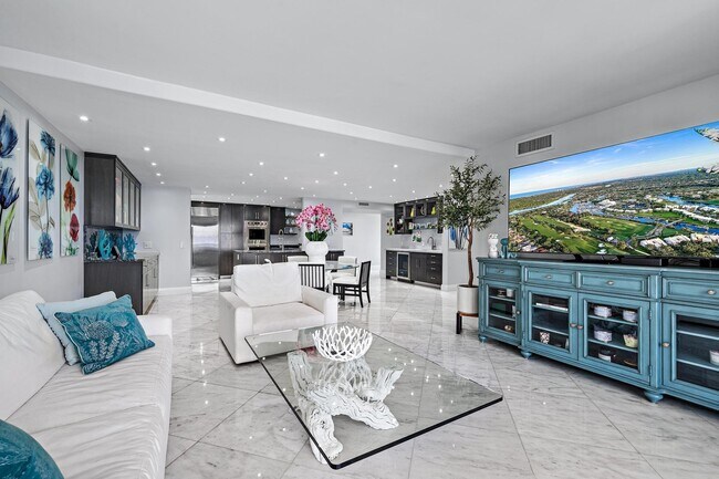 Foto del edificio - 3610 S Ocean Blvd