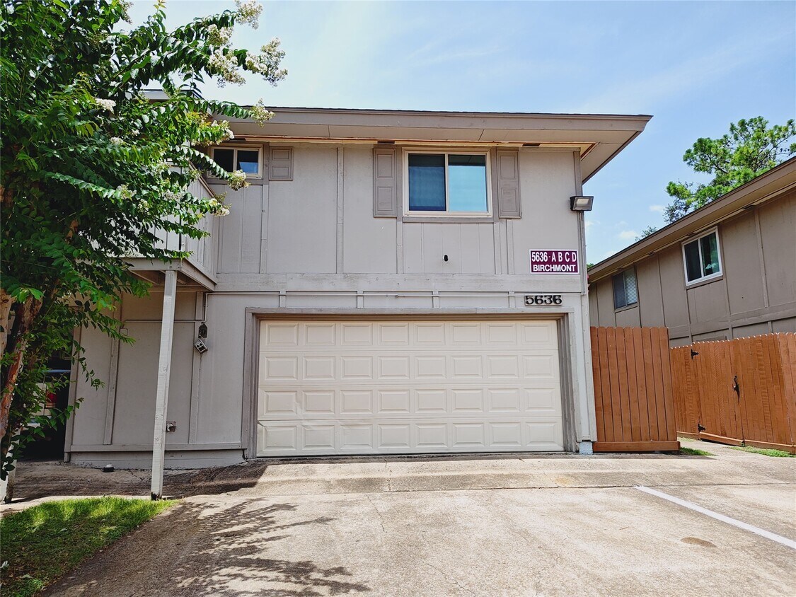 Primary Photo - 5636 Birchmont Dr