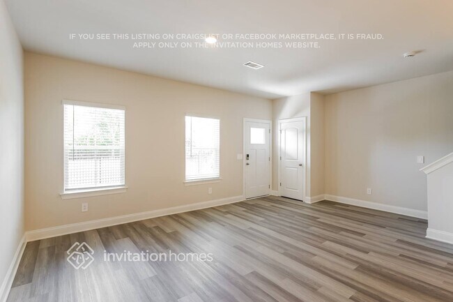Building Photo - 112 Maybrook Dr