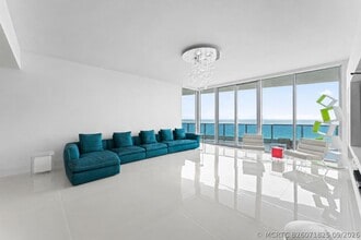 Building Photo - 5959 Collins Ave