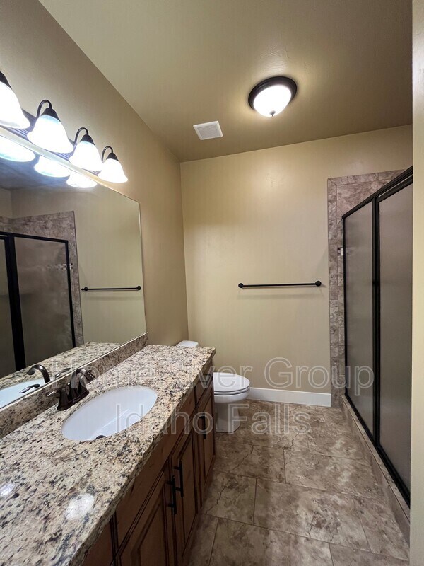 Foto del edificio - 1203 Monarch Ridge