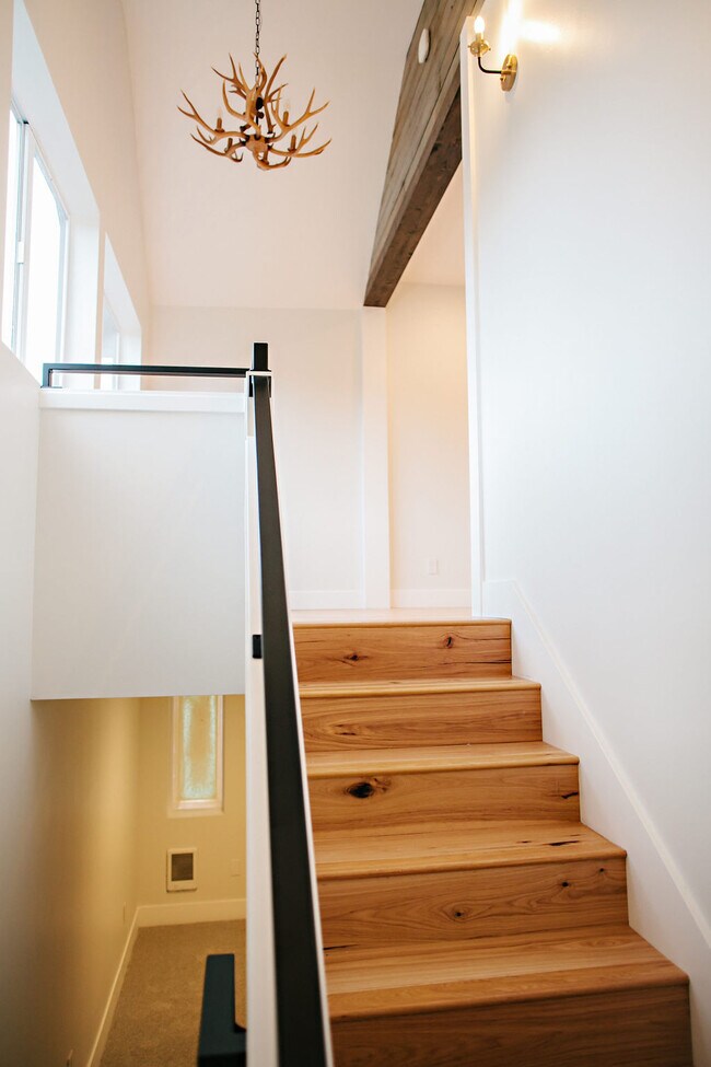 Foto del edificio - 4432 40th Ave SW