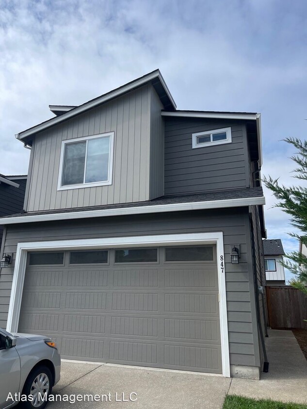 Foto principal - 3 br, 2.5 bath House - 847 S. 23rd. Ave