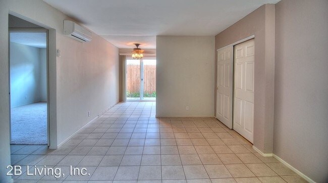 Building Photo - 300 Franciscan Ct