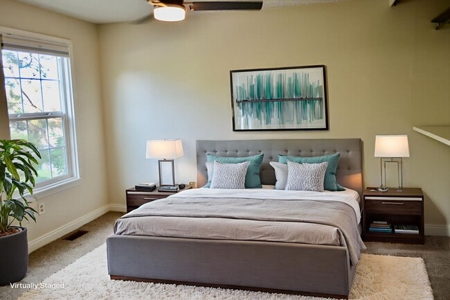 Foto del edificio - Evolve Real Estate: Spacious 3 Bed 3 bath ...
