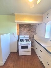 Building Photo - 1827 Fourcade St