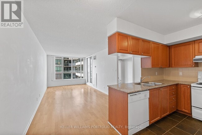 Building Photo - 228 Queens Quay W