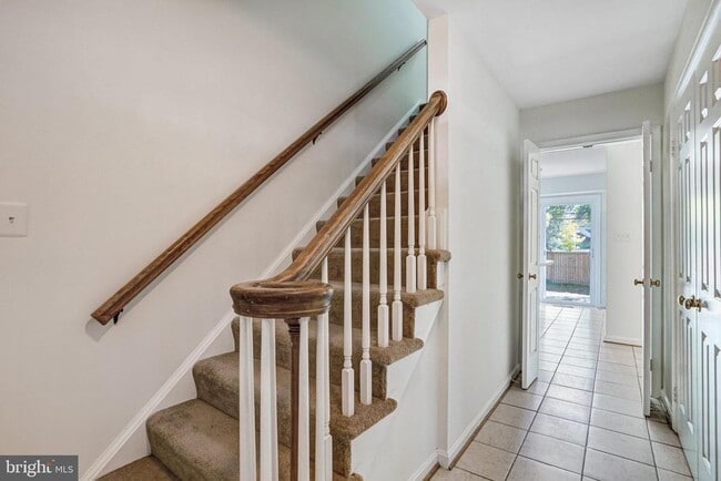 Foto del edificio - 6031 Mayfair Ln