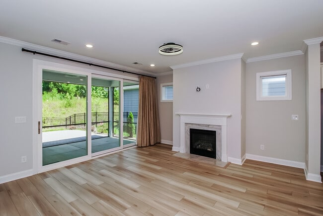 Foto del edificio - 5485 Caneel Ln
