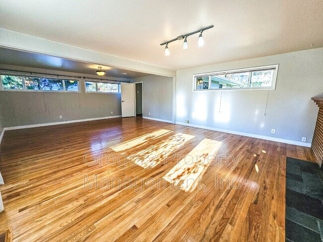 Foto del edificio - 16204 SE 8th St