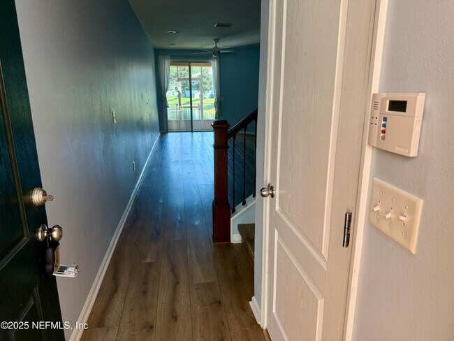 Building Photo - 6067 Bartram Village Dr