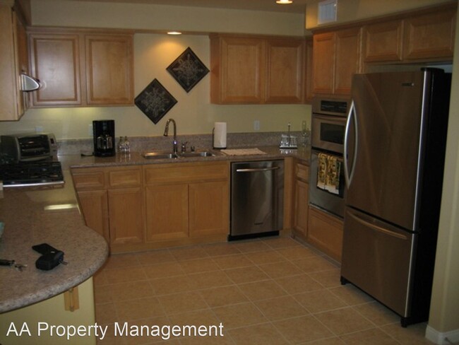 Building Photo - 2 br, 2.5 bath House - 4294 Tradewinds Drive