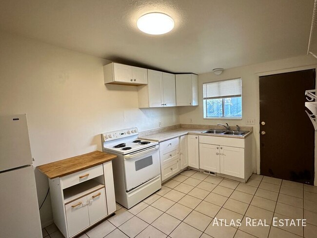 Photo - 921 W 1100 N Apartment