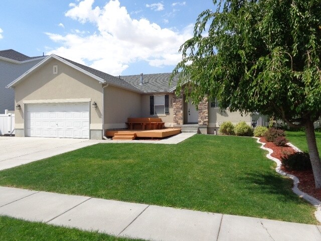 Foto principal - 5551 Geneva Way