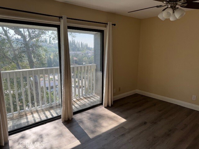 Building Photo - 545 S Ranch View Cir