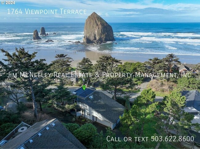 Building Photo - Option to Split Upper/ Lower! 4 bed/ 3.5 b...