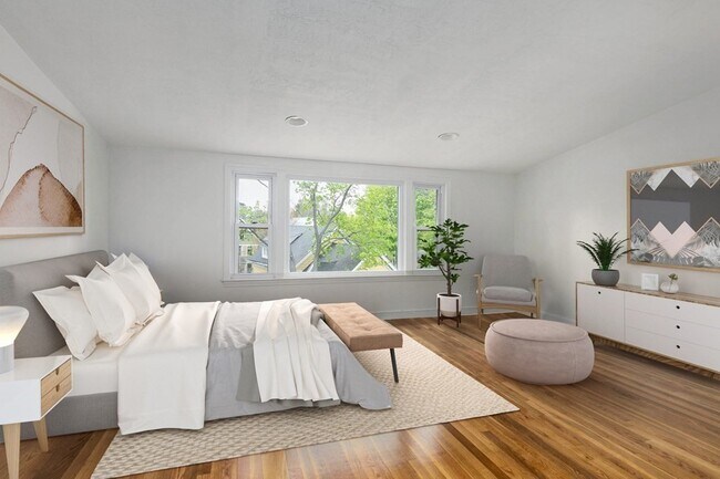 Building Photo - 19 Moreland Ave