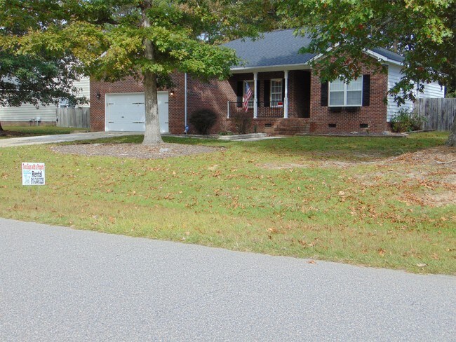 Building Photo - 195 Scarlet Oak Dr