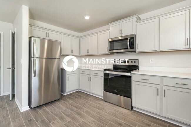 Foto del edificio - 4 Bedroom Pet-Friendly Home in LEXINGTON, ...
