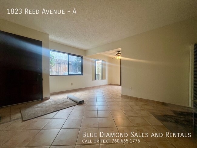 Foto del edificio - 1823 Reed Ave