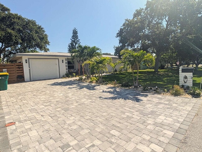Building Photo - Coastal Elegance Awaits: Stunning 3-Bed, 3-Bath Retreat in Cocoa Beach