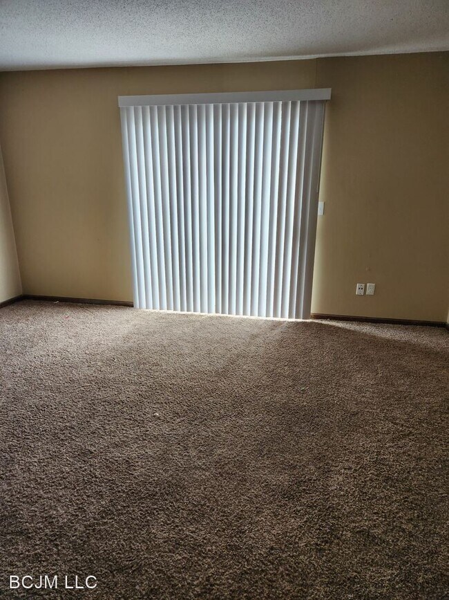 Foto del edificio - 2 br, 1 bath House - 221 A Barr Rd