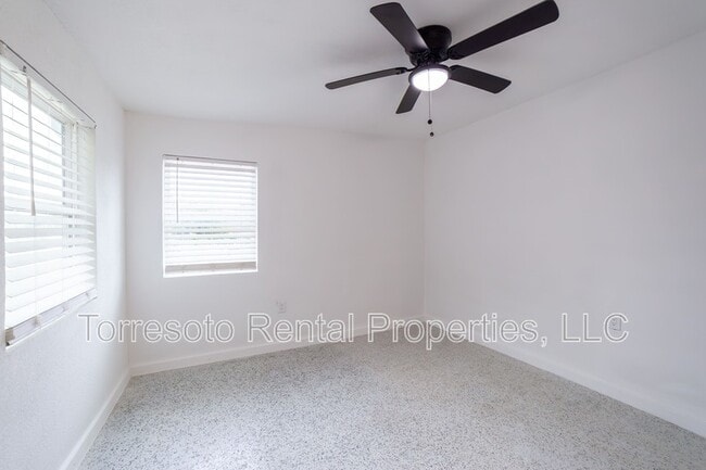 Foto del edificio - 823 N Trinity