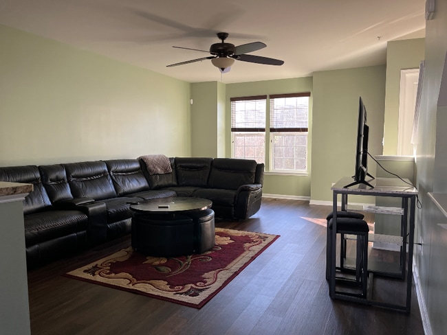 Foto del edificio - 23141 Foxglove Way