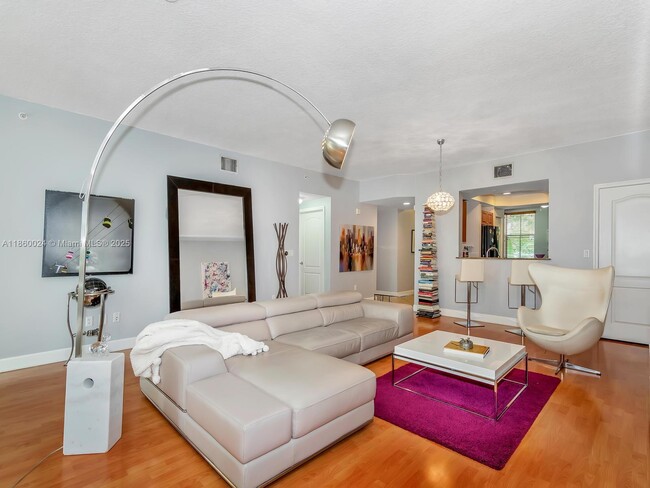 Foto del edificio - 7542 SW 102nd St
