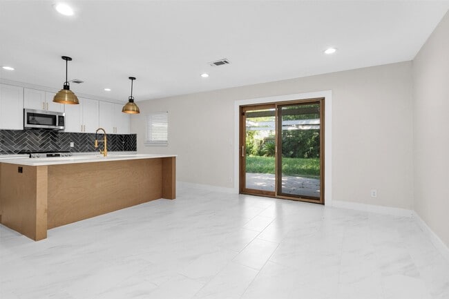 Foto del edificio - 5518 McKnight St