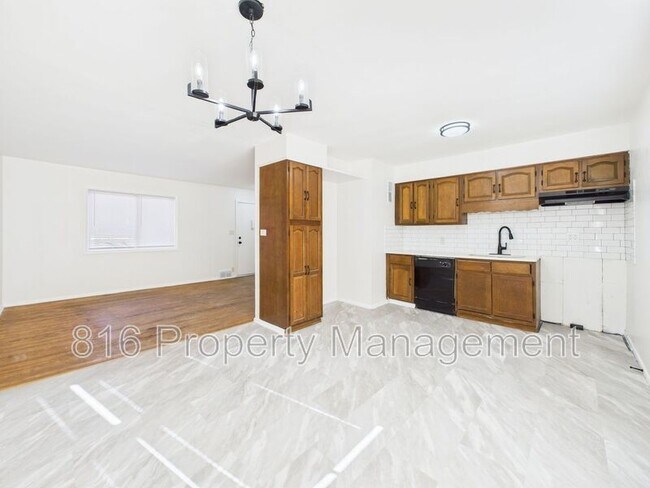 Foto del edificio - 6903 E 113 Terrace