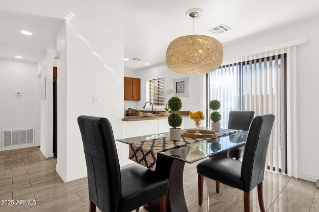 Foto del edificio - 13636 N Saguaro Blvd
