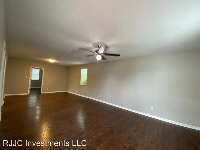 Building Photo - 3 br, 1 bath House - 231 Carlisle Avenue