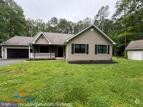 Building Photo - 125 Rebel Rd